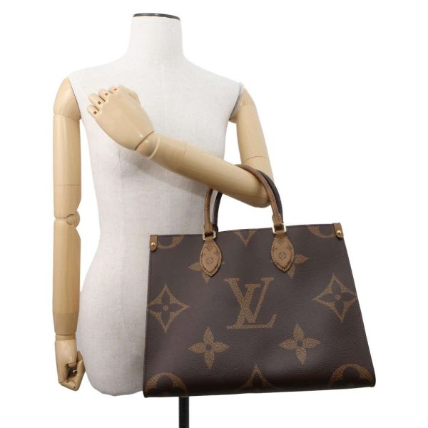 9537330 05 Louis Vuitton On the Go MM Shoulder Bag Monogram Giant Brown