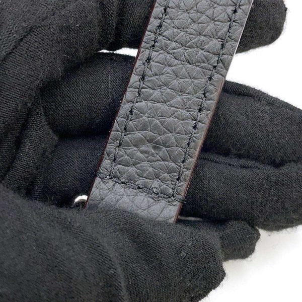 9550674 11 Louis Vuitton Taurillon Capucines PM Black