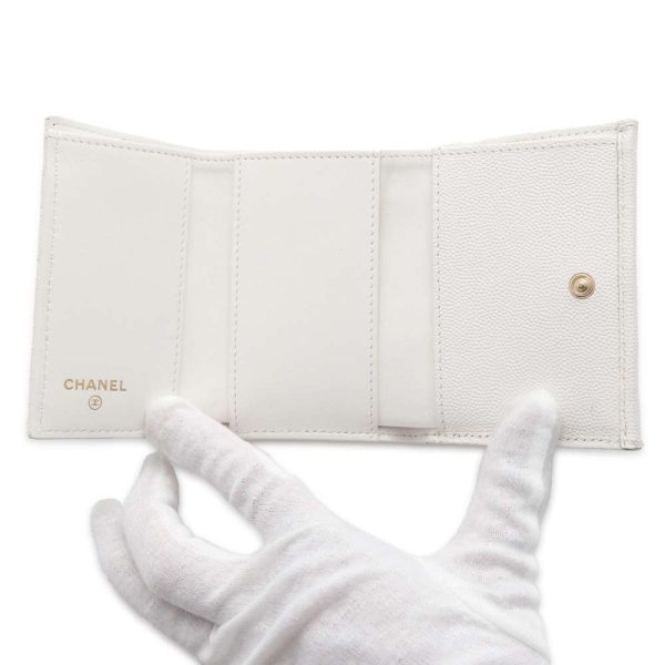 9558809 04 CHANEL Matelasse Cocomark Small Flap Wallet White