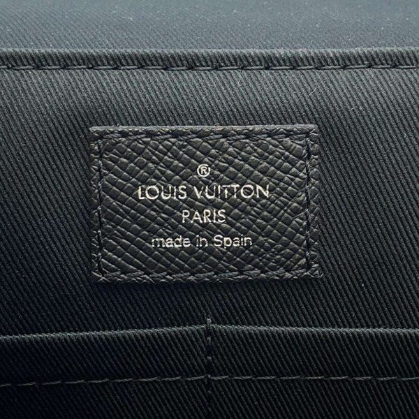 9581104 11 Louis Vuitton Messenger Bag Monogram Eclipse Taigarama Black