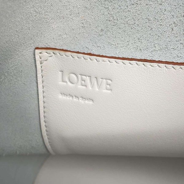 9605169 12 LOEWE Balloon Medium Shoulder Bag White