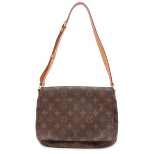 9605923 01 Gucci GG Flap Shoulder Bag Brown