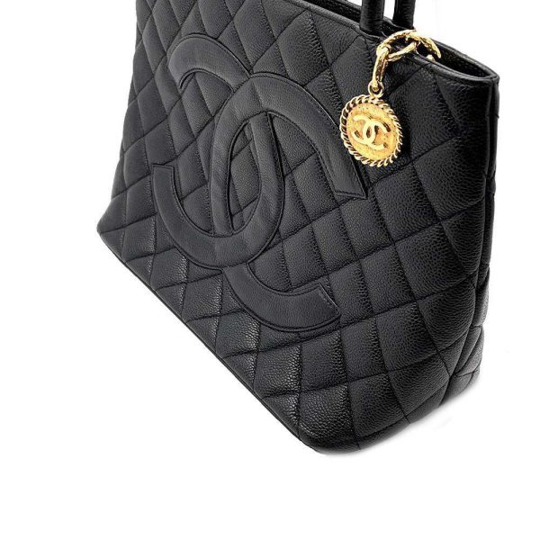 9606333 08 CHANEL caviar skin bag matelasse quilted black