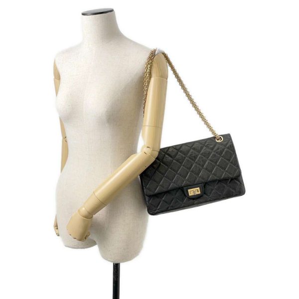 9606425 04 Chanel Chain Shoulder Bag 255 Matelasse Aged Calf Bag