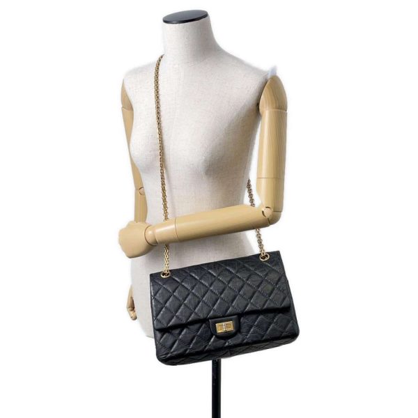 9606425 05 Chanel Chain Shoulder Bag 255 Matelasse Aged Calf Bag