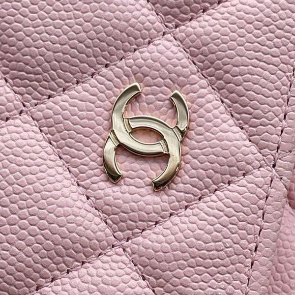 9606821 10 CHANEL Matelasse Quilting Caviar Skin Chain Wallet