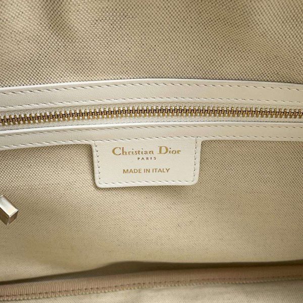 9608665 15 Christian Dior Bowling Handbag White