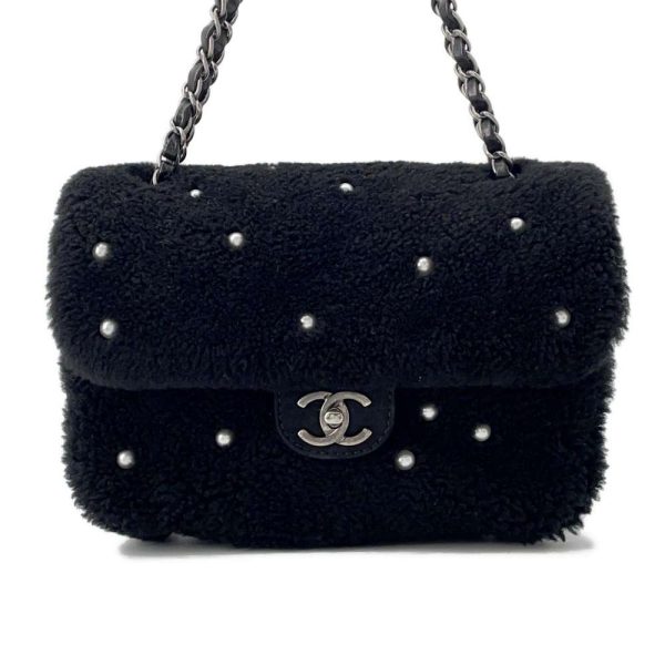 9616745 01 CHANEL Pearl Matelasse Mouton Chain Shoulder Bag Black