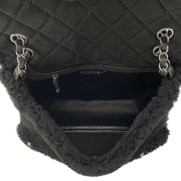 9616745 06 CHANEL Pearl Matelasse Mouton Chain Shoulder Bag Black