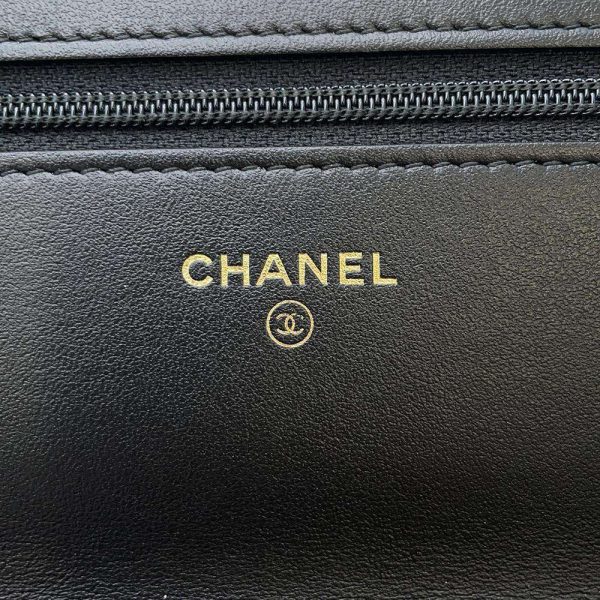 9617384 13 CHANEL Chain Wallet Coco Mark Patent Wallet Black