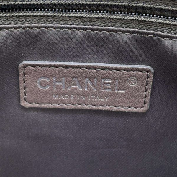 9621169 13 CHANEL Coco Mark Punching Shoulder Bag Black