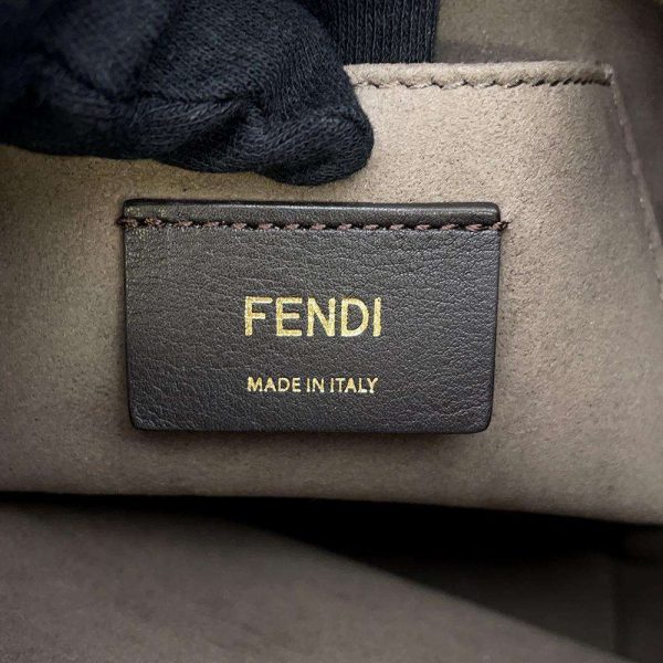 9622937 09 Fendi Shoulder Bag Montresor