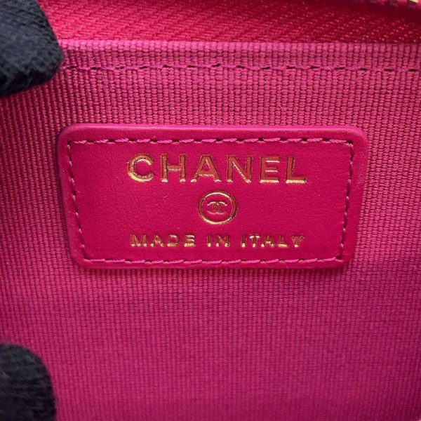 9623743 05 CHANEL Coin Case Zip Wallet Coco Mark Matelasse Caviar