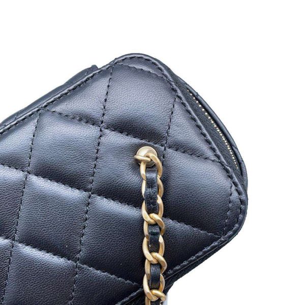 9630574 10 CHANEL Gabriel de Matelasse Small Hobo Tweed Chain Shoulder Bag