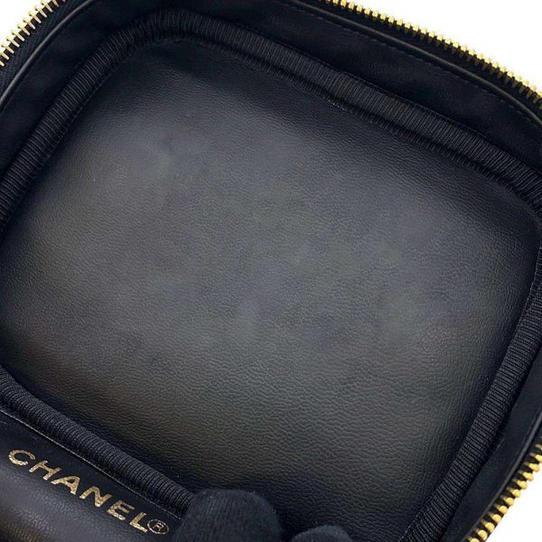 9633766 07 CHANEL Vanity CocoMark Caviar Skin Pouch Black