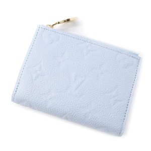 9635777 01 Chanel White Quilted Lambskin Chain Around Mini Pouch