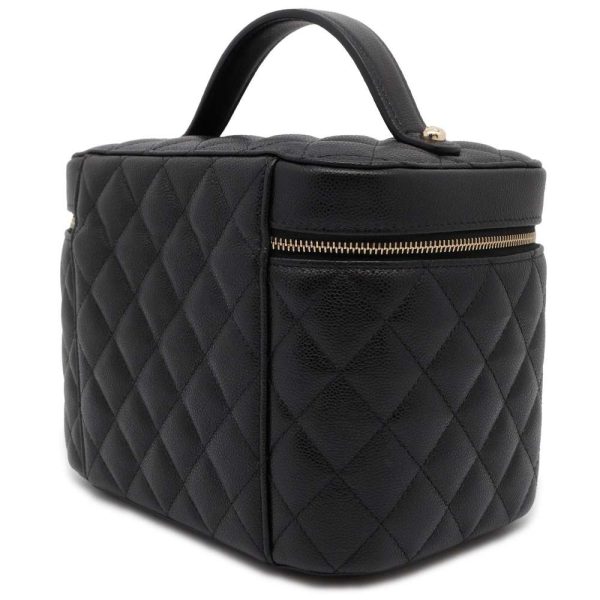 9639409 02 Chanel Vanity Bag Matelasse Caviar Skin Black