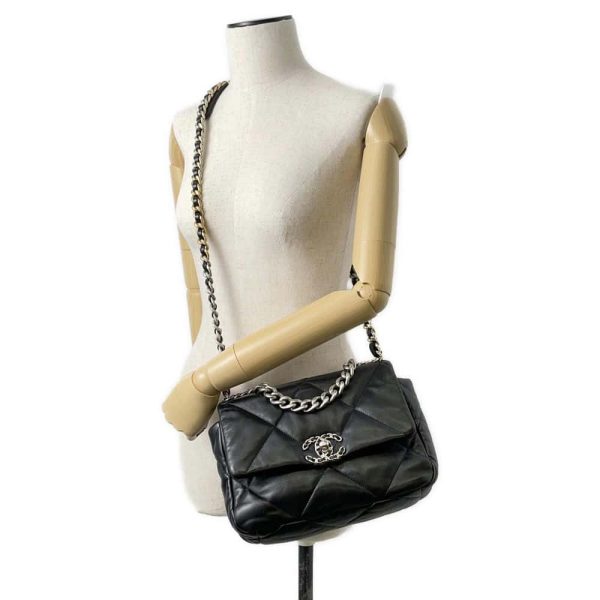 9650503 04 Chanel 19 Flap Lambskin Shoulder Bag Black