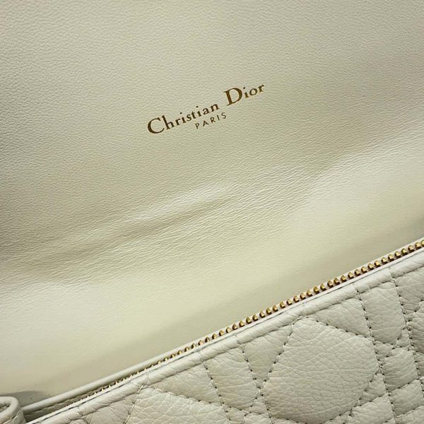 9659452 06 Christian Dior Chain Wallet Caro Canage White