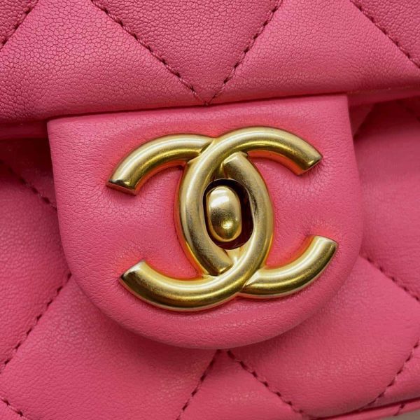 9674134 11 CHANEL Matelasse Lambskin Chain Shoulder Bag