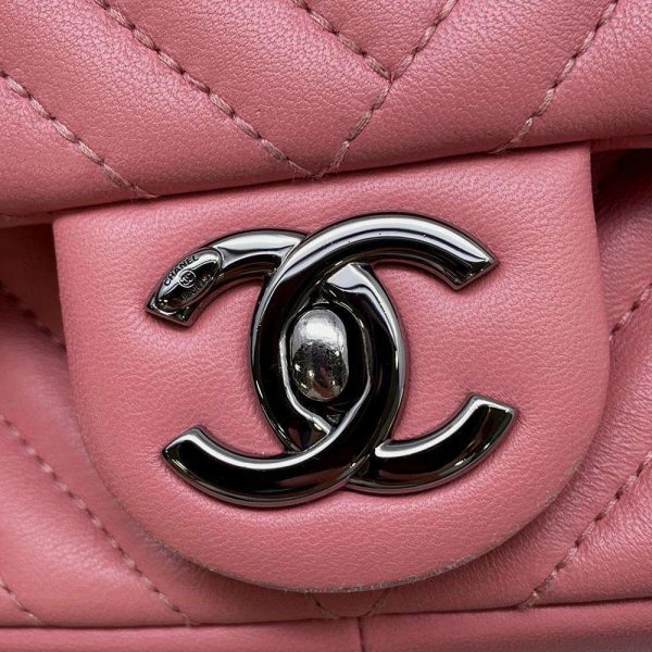 9677210 14 Chanel Chain Shoulder Bag Chevron Lambskin Black