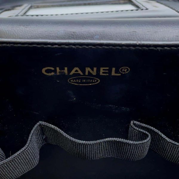 9683921 17 Chanel Handbag Vanity Patent Black