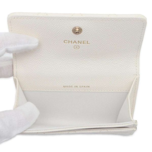 9686793 05 CHANEL Matelasse Chain Motif Coco Mark Caviar Skin Card Case