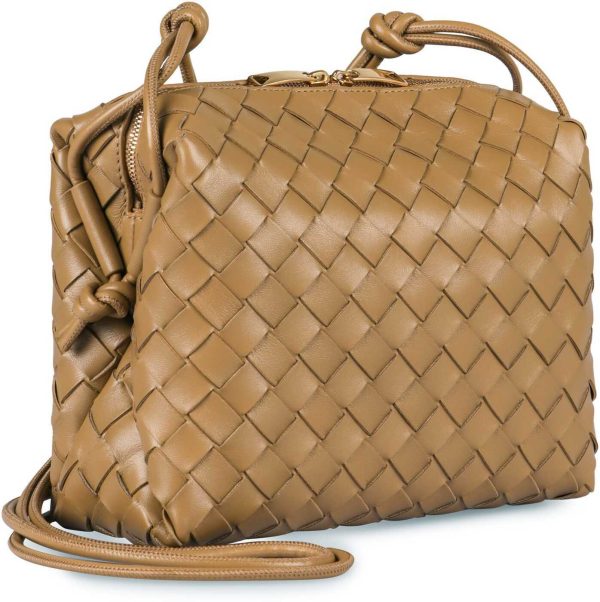 96e12be69dbf8fd ia 3 Bottega Veneta Fall Winter Bag Brown Camel