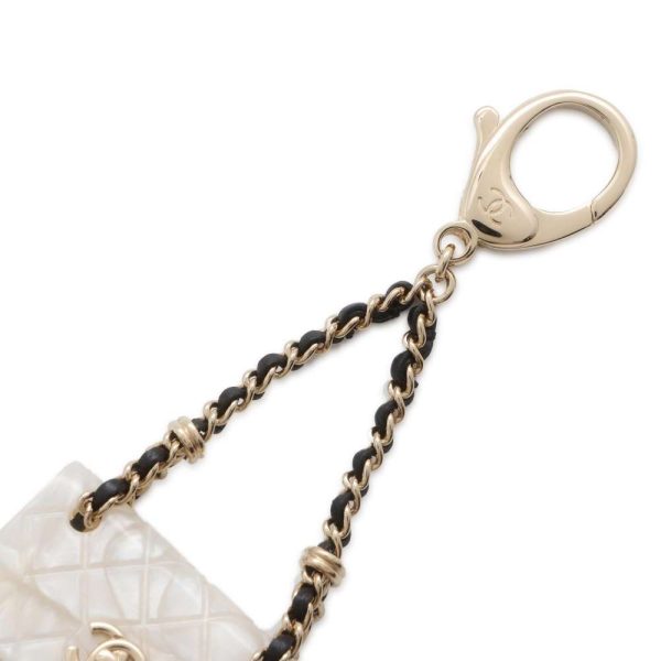 9701953 04 CHANEL Matelasse Bag Charm Keychain Lambskin White