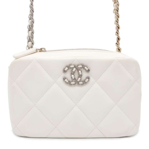 9733893 01 Chanel 19 Matelasse Coco Mark Lambskin Chain Shoulder Bag White