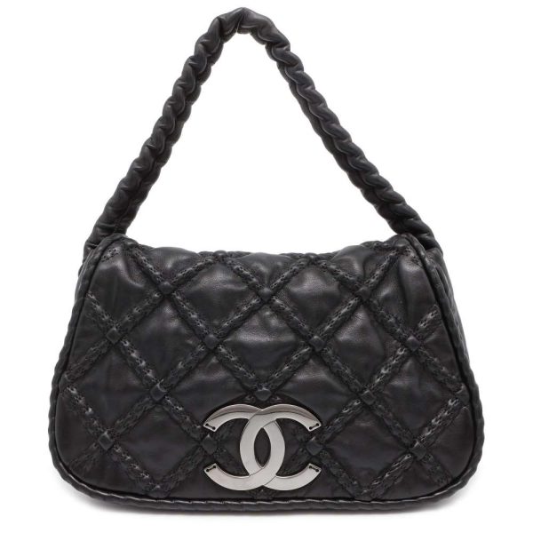 9734340 01 CHANEL Matelasse Shoulder Bag Lambskin Black