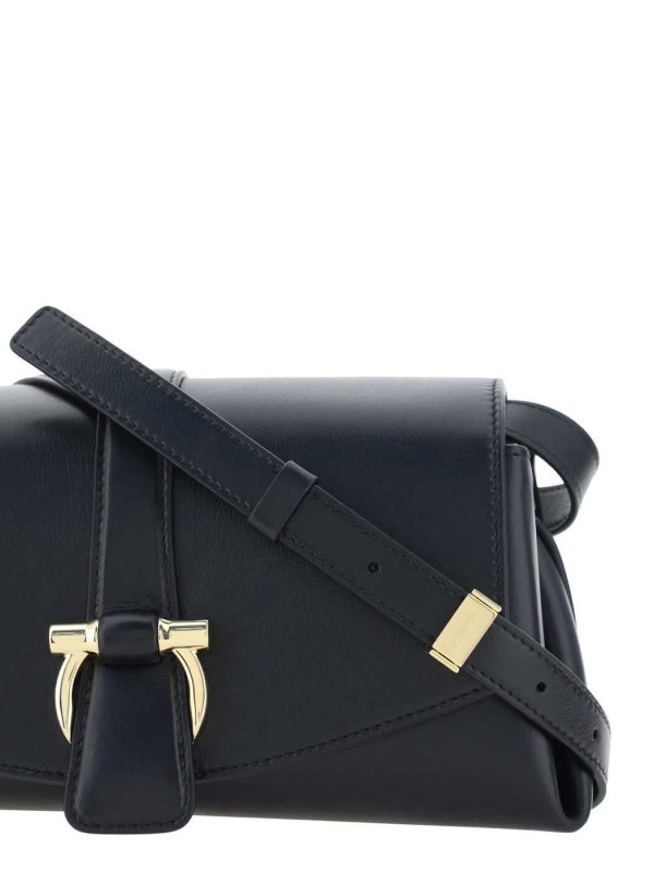 97a07d6c8fa6dea ia 4 Ferragamo Autumn Winter Bag Black