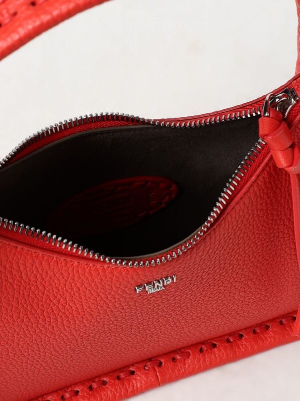 97f9d2cd3fc05bd gi 5 Fendi Hand Bag Red