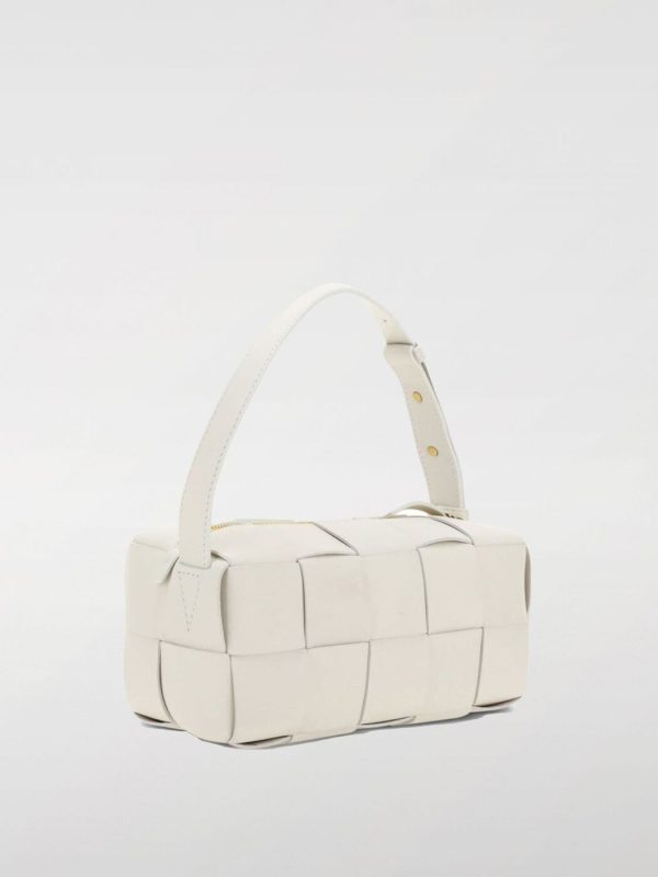 a7508334dbfbd14 gi 2 Bottega Veneta Fall Winter Bag White