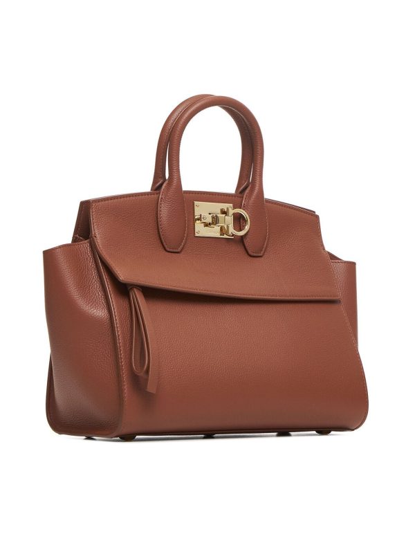 a8dc1371933e5c7 ia 2 Ferragamo Fall Winter Tote Bag