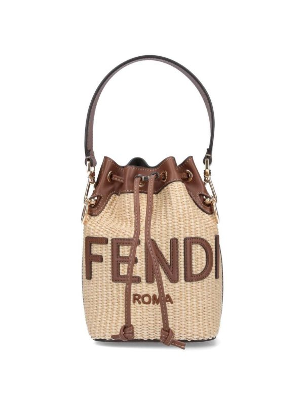 ada17120002ca18 ia 2 Fendi Clutch Bag