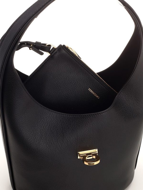 b9db043152172c3 ia 4 Ferragamo Bag Black