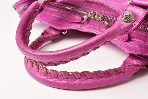 ba 19 012 4 Balenciaga The Giant Part Time Bag Pink