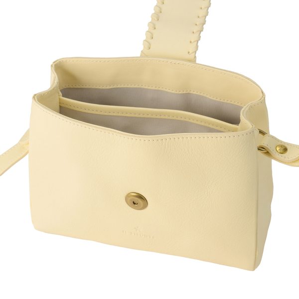 bcr341pv0001wh256 4 IL BISONTE La Fiaba Shoulder Bag White