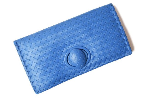 bv 19 001 2 Bottega Veneta Clutch Bag Intrecciato Blue