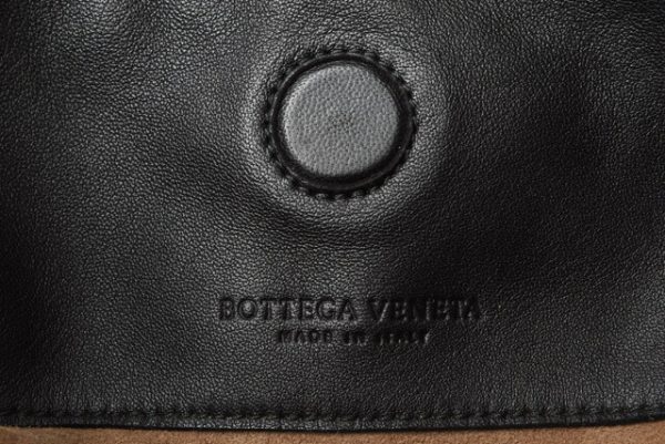 bv 19 053 9 Bottega Veneta Tote Bag Campana Intrecciato Black