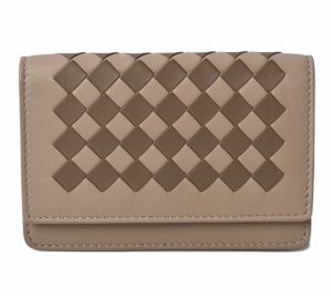 bv 19 p12 1 Prada Quilted Nylon Shoulder Wallet