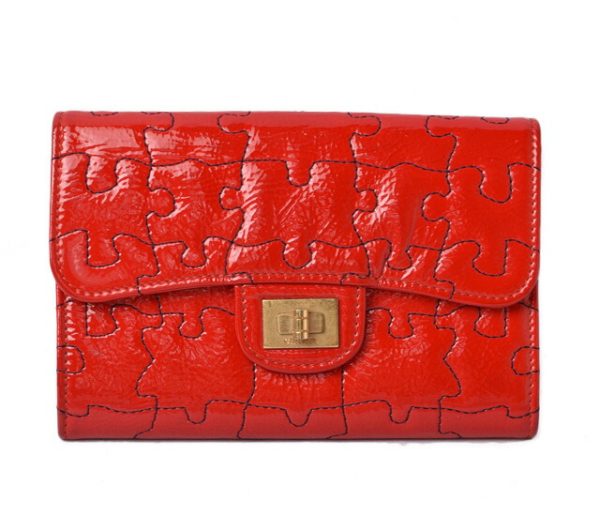 c 058 15 1 Chanel Wallet Patent Red