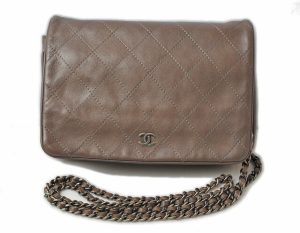 c 16 086 1 Fendi Zucca Pattern Shoulder Bag