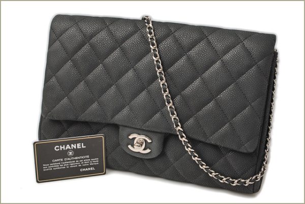 c 16 104 6 CHANEL Shoulder Bag Caviar Black