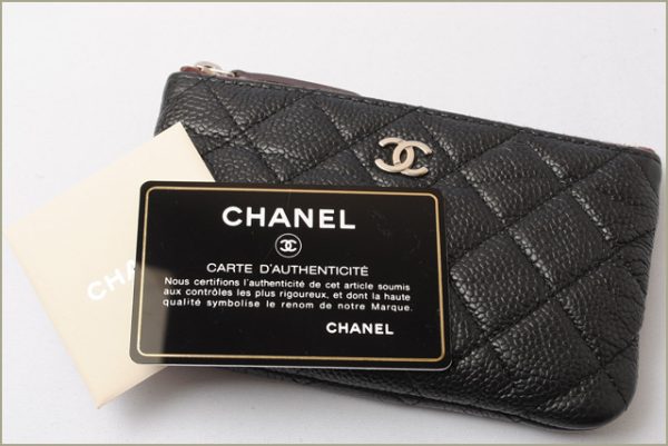 c 17 081 5 Chanel Matelasse Pouch Caviar Skin Black