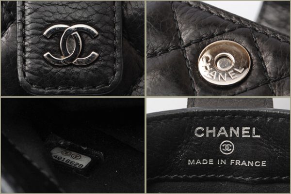 c 17 089 6 Chanel Matelasse Pouch Black