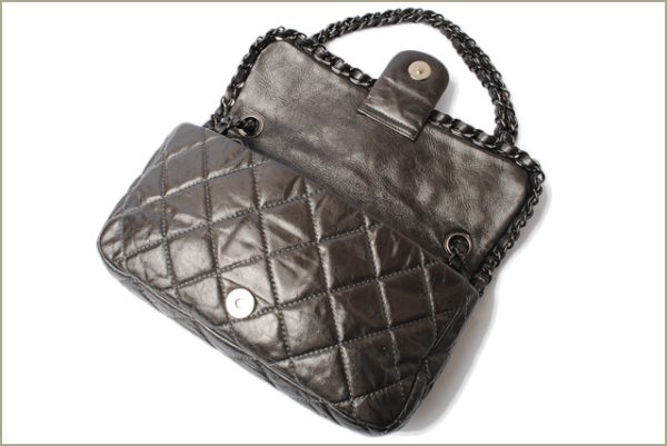 c 18 009 4 CHANEL Chain Shoulder Bag Gunmetal