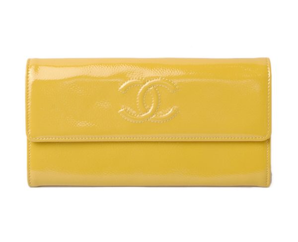 c 18 019 1 CHANEL Wallet Patent Mustard