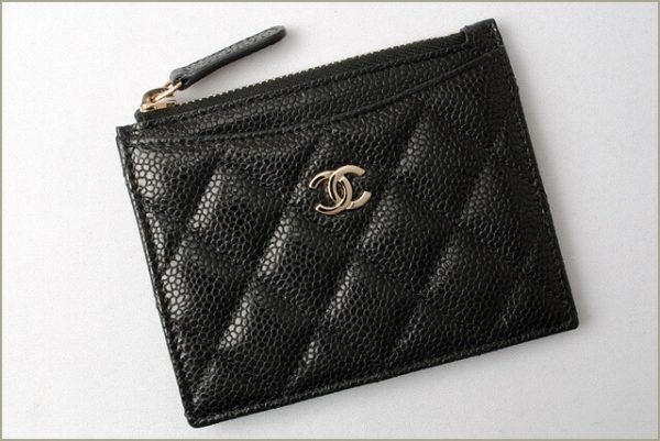 c 18 025 2 CHANEL Coin Case Caviar Black